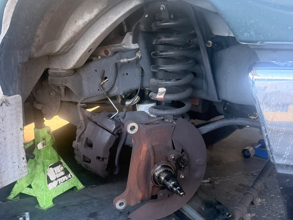 Spring, shock and wheel-end components at Hillside